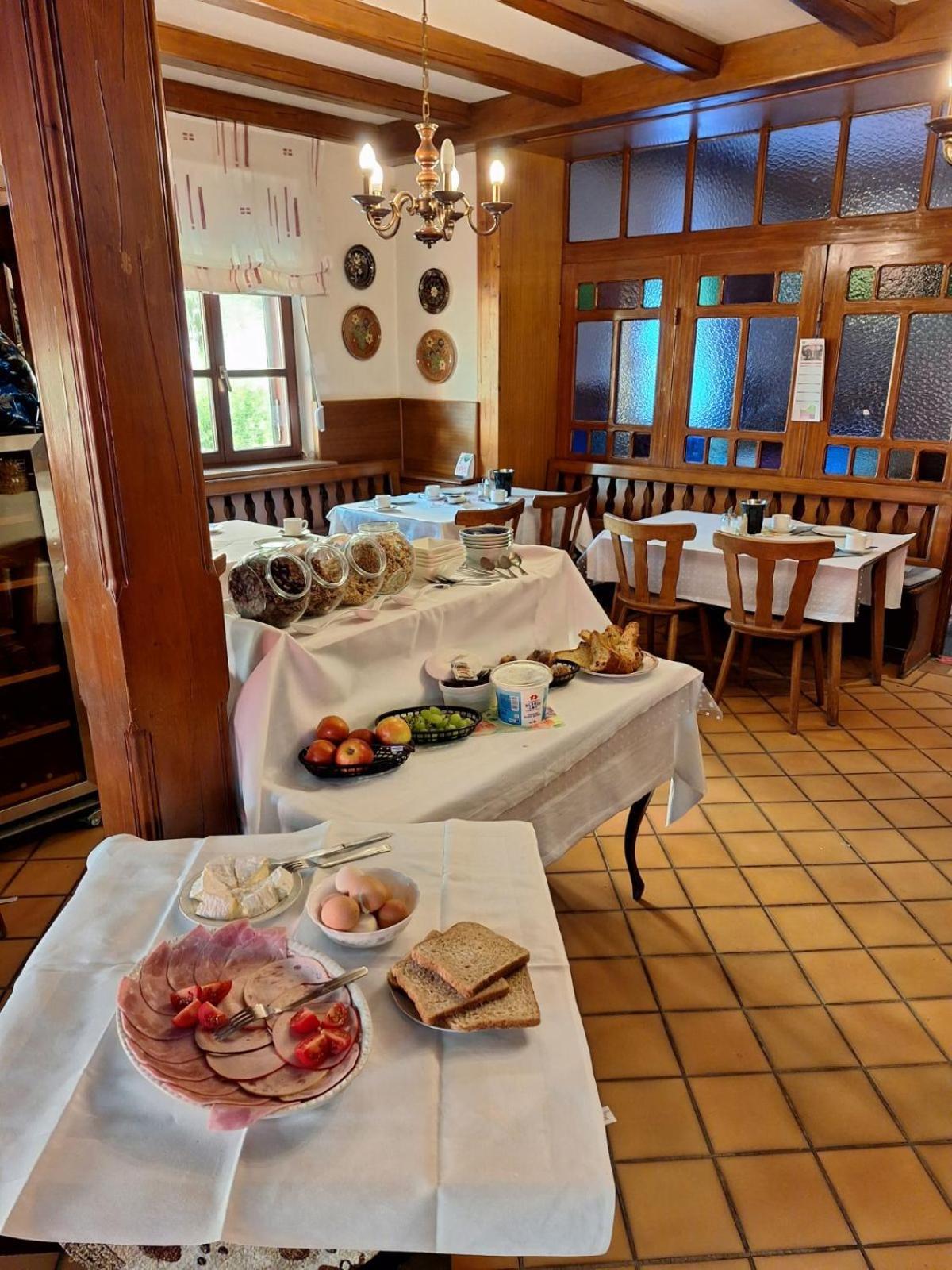 Hotel A La Croix D'Or Sessenheim Zewnętrze zdjęcie